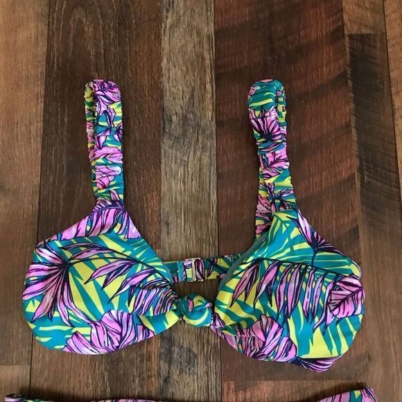 Tropical Bikini 2-PC green pink yellow Swimsuit Bathing Suit Sz M New w/tags - Picture 4 of 5
